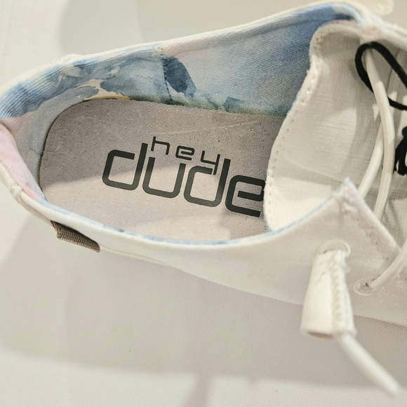 White heydude with tags - Picture 8 of 13